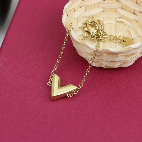 Yellow Gold Plated Chevron V Shape Charm Bracelet Adjustable, XPBL0624 - Picture 9 of 12